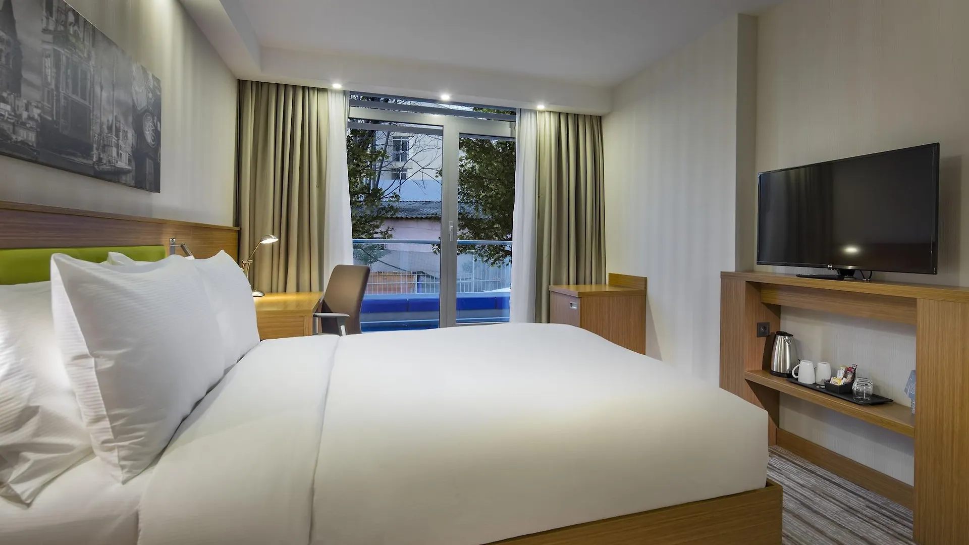 Hampton By Hilton Istanbul Atakoy Hotel