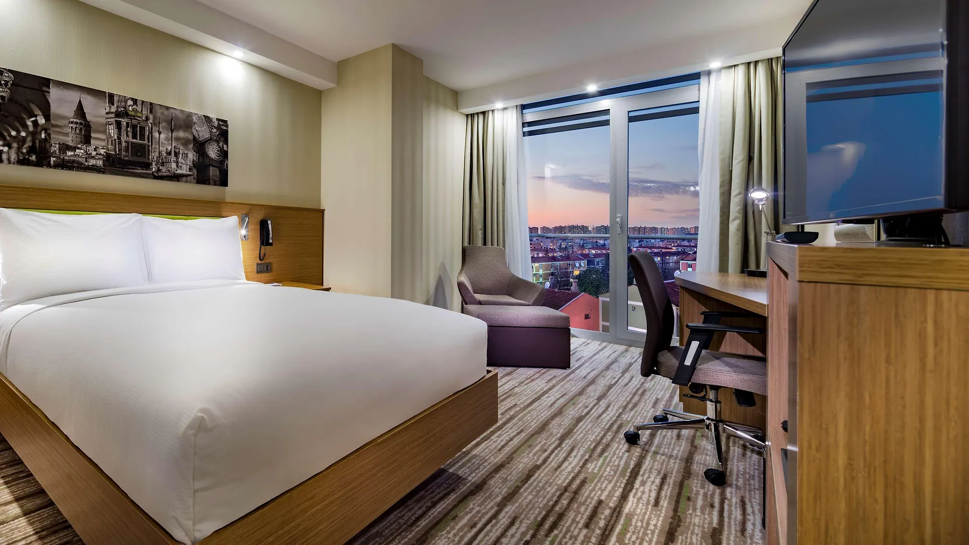 Hampton By Hilton Istanbul Atakoy Hotel 3*,