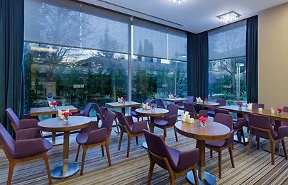 Hampton By Hilton Istanbul Atakoy Hotel