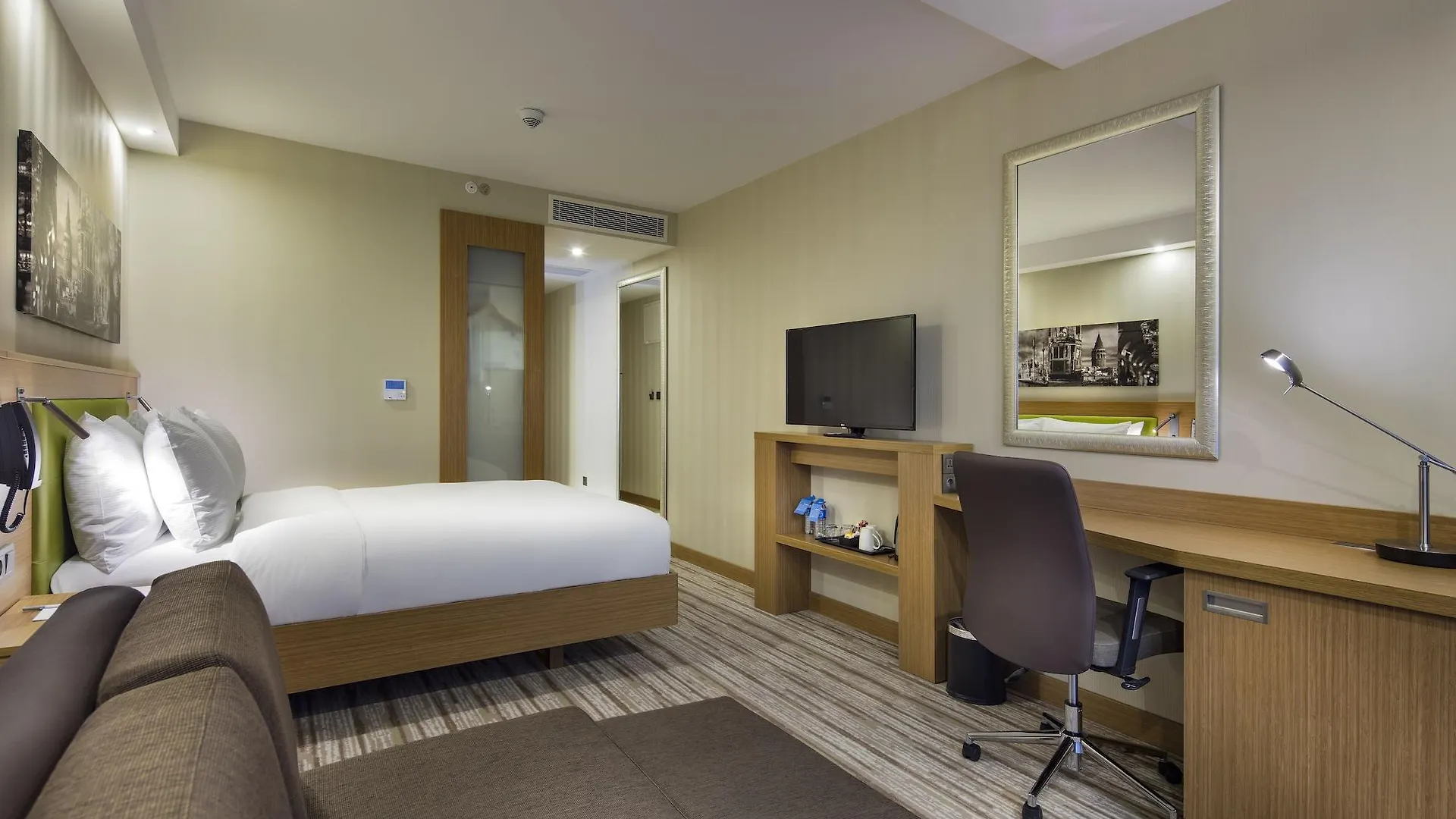 Hampton By Hilton Istanbul Atakoy Hotel