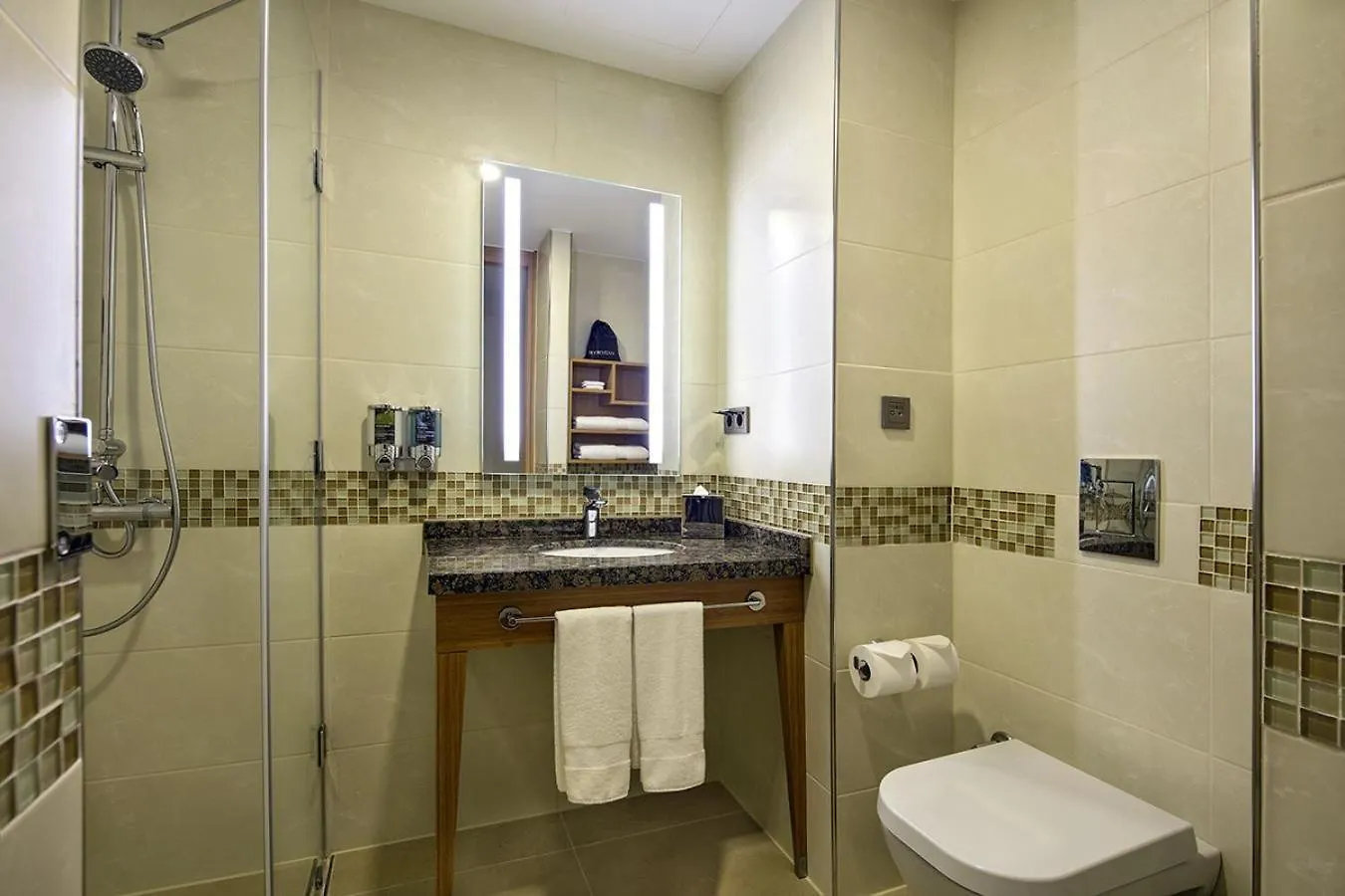 Hampton By Hilton Istanbul Atakoy Hotel