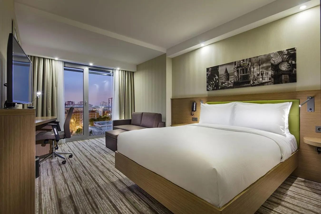 Hampton By Hilton Istanbul Atakoy Hotel