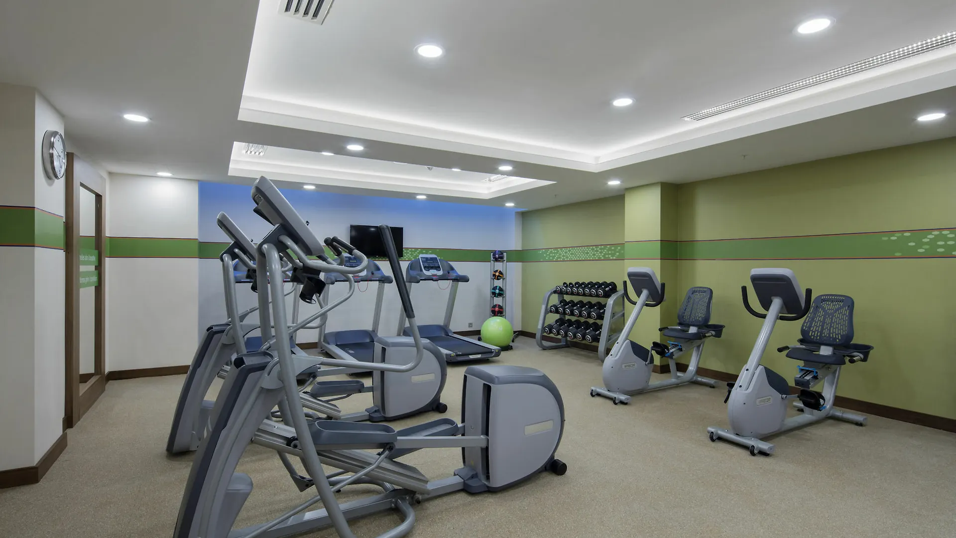 Hampton By Hilton Istanbul Atakoy Hotel
