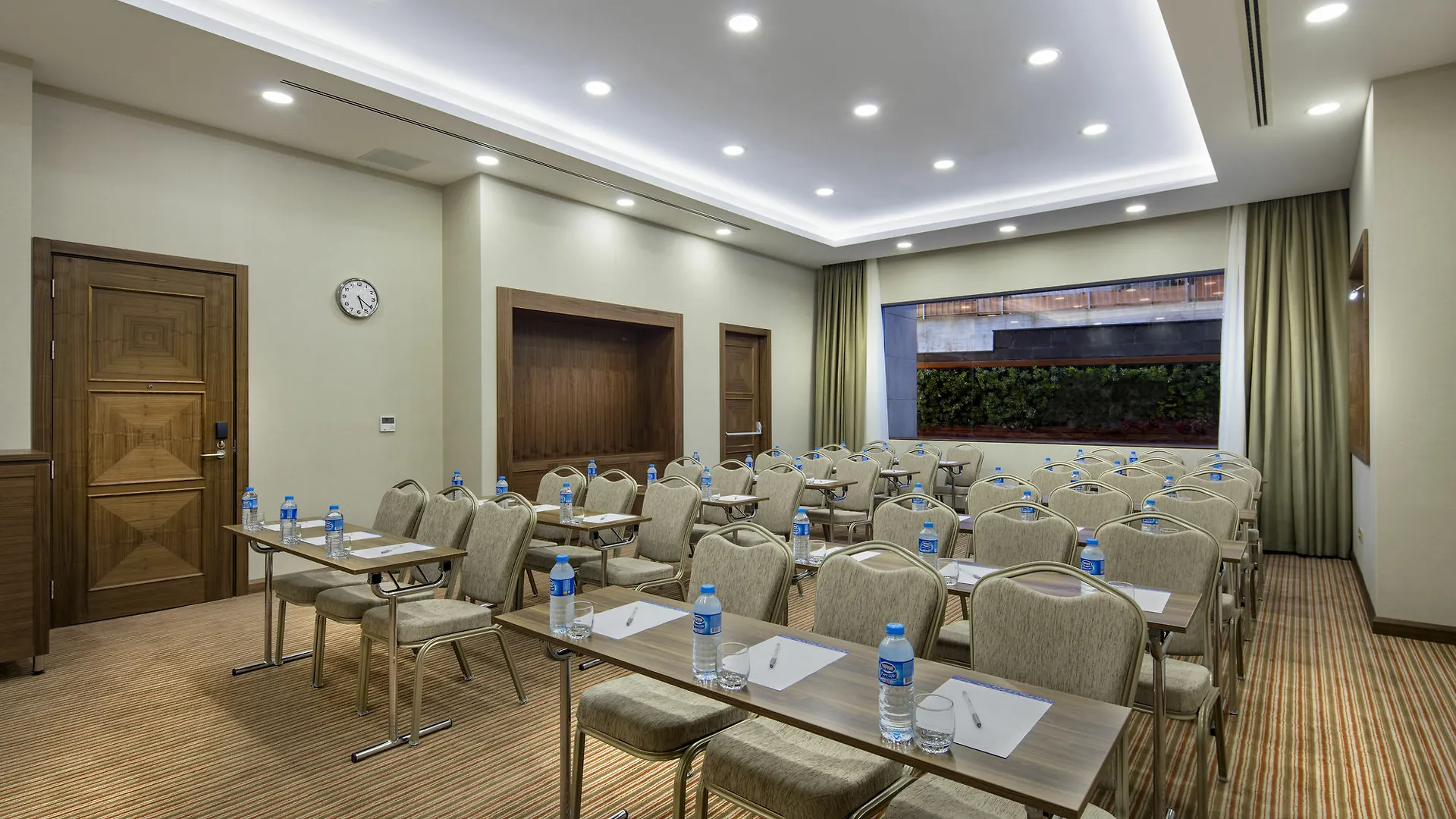 Hampton By Hilton Istanbul Atakoy Hotel